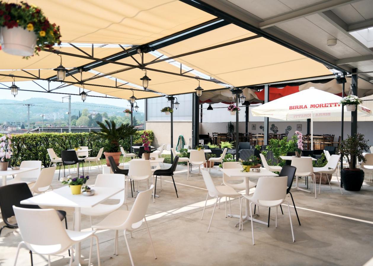 Albergo Ristorante Stazione Balerna Exterior foto